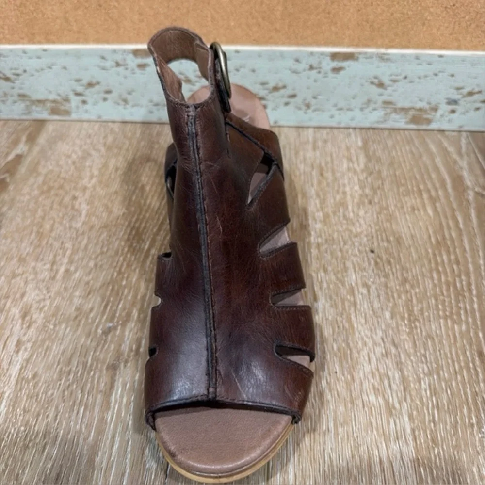 Dansko‎ Demetra Leather Sandal EU 39 (US 8–8.5) — LEFT SHOE ONLY
